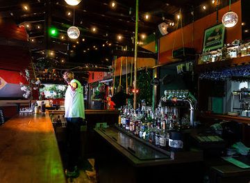 sint-maarten/fort-amsterdam/bar/dutch-blonde-beach-bar-restaurant