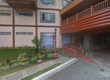 philippines/baguio/camp-john-hay/bar/louie-y-s-at-the-lodge