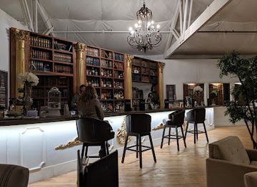 iowa/newton/bar/revel-rind