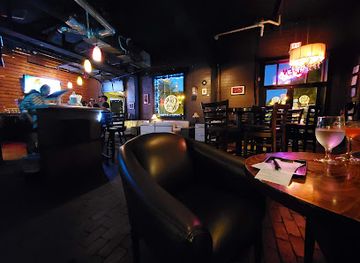 arkansas/fayetteville/bar/cork-and-keg