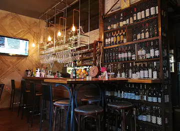 Beer'n'wine pub