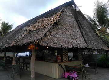 micronesia/nan-madol/bar/coco-marina-club