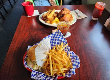 washington/columbia-river-gorge/bar/bungalow-bar-grill