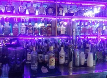 oklahoma/choctaw-country/bar/pine-knot-bar