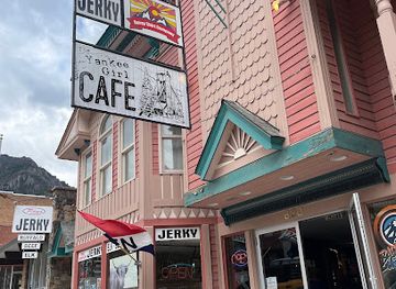 colorado/ouray/bar/the-yankee-girl-restaurant