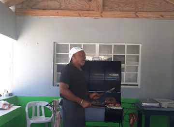 turks-and-caicos-islands/salt-cay/bar/macadoo-bar-grill