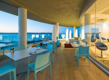 malta/ramla-bay/bar/the-brigantine-lounge-bar