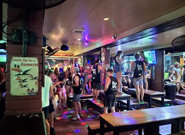 thailand/koh-tao/bar/chopper-s-sports-bar-live-music-sports-burgers-koh-tao