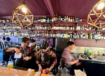 argentina/southern-patagonia/bar/last-hope-distillery