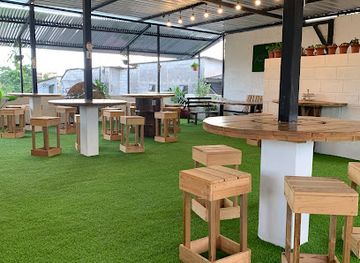 ecuador/pastaza-region/bar/azotea