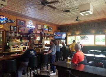 wisconsin/la-crosse/bar/bluffside-tavern