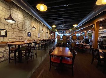 oregon/high-desert/bar/sidelines-sportsbar-grill