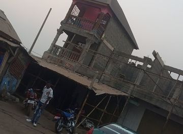 sierra-leone/koinadugu-district/bar/amizo-9ine-bar