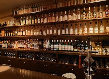 japan/chubu/bar/neat
