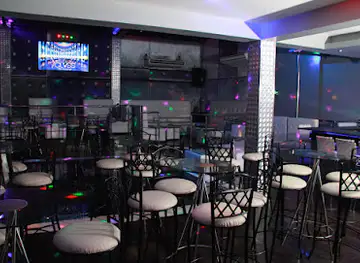 Glass Bar and Lounge Jarabacoa