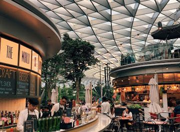 singapore/changi/bar/the-world-is-flat