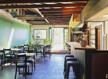 washington/mount-baker/bar/the-stoat