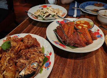 thailand/northeastern-thailand-isan/bar/sri-trat-restaurant-and-bar