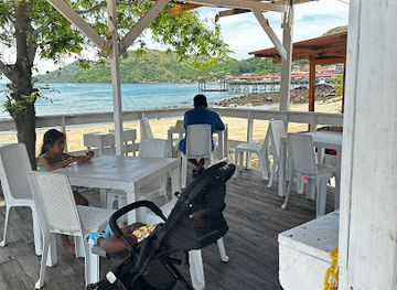 panama/taboga-island/bar/tio-crangejo