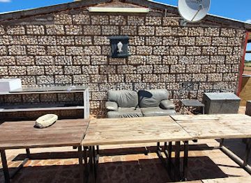 botswana/kgalagadi-district/bar/diesel-en-sand