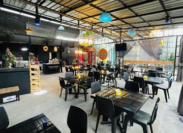 thailand/chiang-mai/chang-phueak/bar/hangout-complex-chiang-mai