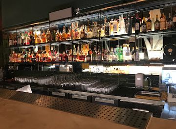 portugal/porto/bar/torto-bar-cocktails