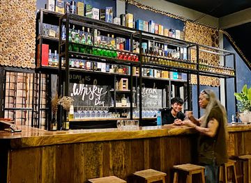 vietnam/mekong-delta/bar/painkiller-s-pub