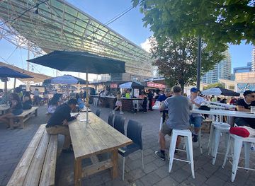 canada/toronto/harbourfront/bar/the-slip