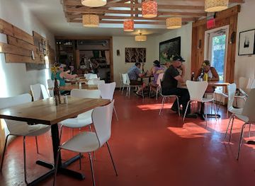 kentucky/daniel-boone-national-forest/bar/red-river-rockhouse