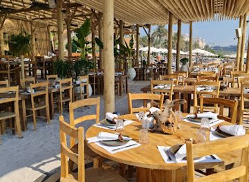 united-arab-emirates/dubai-desert-conservation-reserve/bar/laguna-beach-taverna-lounge