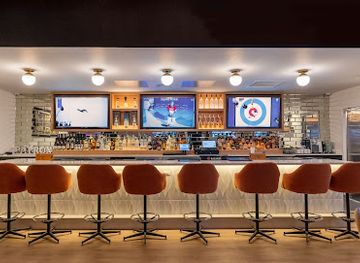 illinois/schaumburg/bar/shuffle-s-east-the-ultimate-sports-gaming-bar