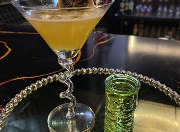 equatorial-guinea/pico-basile/bar/imani-lounge-malabo