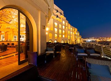 malta/victoria-lines/bar/quarterdeck-bar-lounge