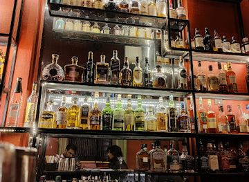 india/pondicherry/bar/flaming-dragons-lounge-nightlife