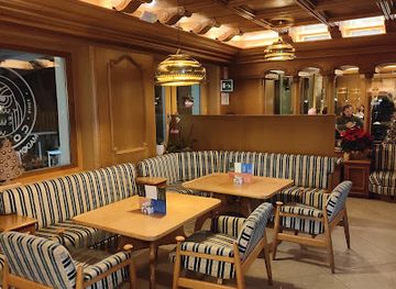 italy/madonna-di-campiglio/bar/bistrot-coruja-madonna-di-campiglio