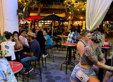 Bar Loco