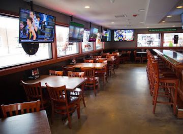 massachusetts/salem/bar/sidelines-sports-bar-grill