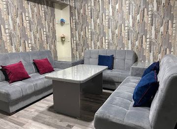 uzbekistan/tashkent/mirzo-ulugbek/bar/london-karaoke-bar