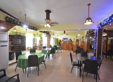 micronesia/chuuk-lagoon/bar/sunrise-resto