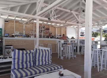 bulgaria/strandzha/bar/bottle-beach-bar