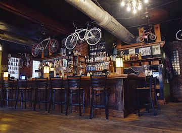 missouri/st-louis/forest-park/bar/handlebar
