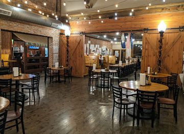 wyoming/niobrara-county/bar/pizza-place
