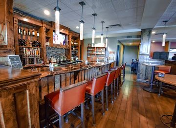 wyoming/cody/bar/8th-street-at-the-ivy