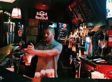 guatemala/guatemala-city/zona-10/bar/bajo-fondo-funk