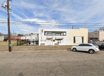 alabama/selma/bar/macks-amillion-daiquiri-shop