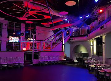 ohio/northwest-ohio/bar/the-bay-restaurant-nightclub