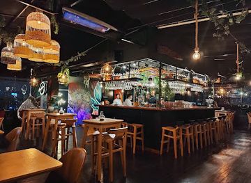 colombia/magdalena-river-valley/bar/magdalena-rooftop