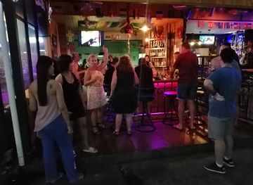 thailand/phuket/karon/bar/mos-bar