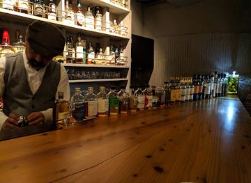 japan/osaka/bar/bar-freedom-just-japanese-whisky