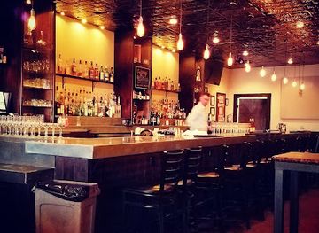 texas/midland/bar/the-blue-door